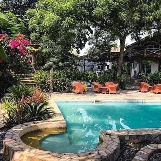 Kokrobite Gardens Restaurant And Guest House Extérieur photo